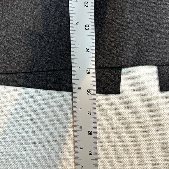 United Colors of Benetton Pencil Skirt Size 8 91% Wool Back Slit Rear Zip Gray - Picture 4 of 8